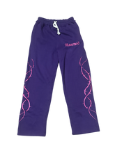 Load image into Gallery viewer, Bloomed Oversized Sweatpants
